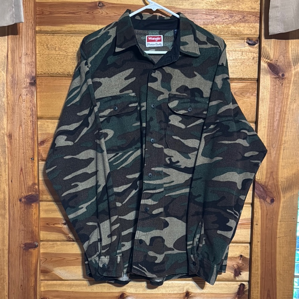Wrangler Men's Camouflage Shirt Jacket